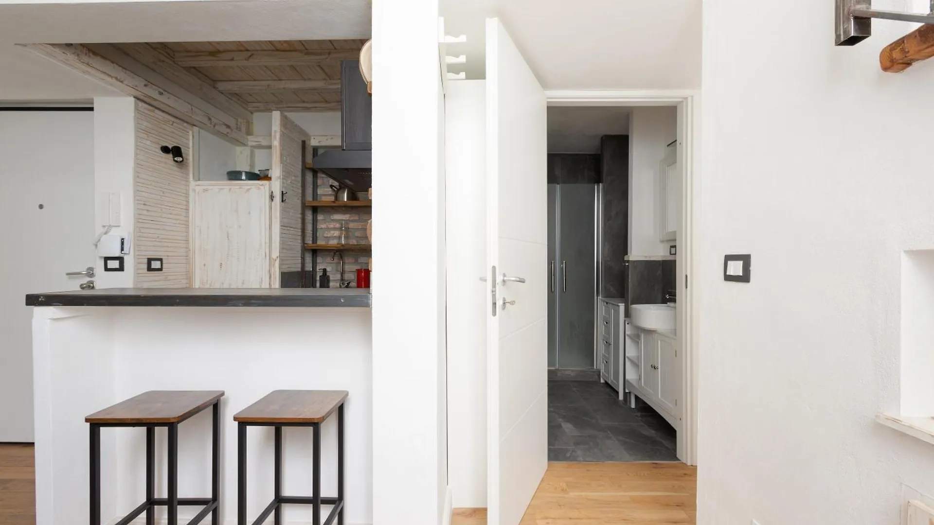 Appartamento Su 2 Livelli- Universita Iulm Milan Apartment